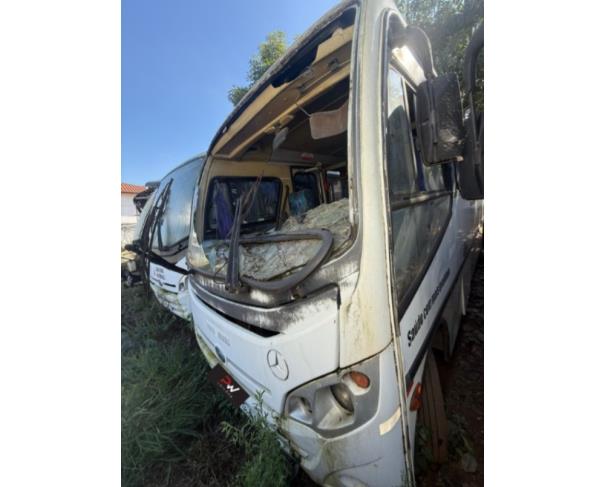 Foto de ONIBUS, M.BENZ/MASC GRANMINI O, BRANCA, 2010/2010, DIESEL, CHASSI: 9BM688277AB704983, RENAVAM: 00219999201, NO ESTADO EM QUE SE ENCONTRA.