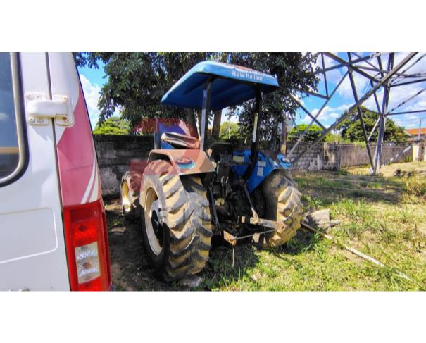Foto de TRATOR NEW HOLLAND TT4030, AZUL, ANO 2012, NO ESTADO EM QUE SE ENCONTRA. 
