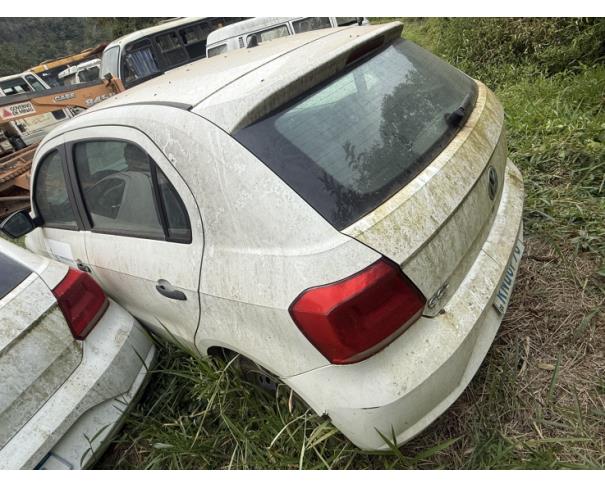 Foto de AUTOMOVEL VW/GOL 1.0L MC4, ALCOOL/GASOLINA, BRANCA, 2021/2022, CHASSI: 9BWAG45U8NT068979, RENAVAM: 01275350213, NO ESTADO EM QUE SE ENCONTRA.
