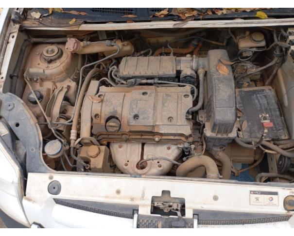Foto de ESP/CAMINHONETE/ AMBULANC/I/PEUGEOT PART GREENCAR, ALCOOL/GASOLINA, BRANCA, 2017/2018, CHASSI: ...12410, NO ESTADO EM QUE SE ENCONTRA.