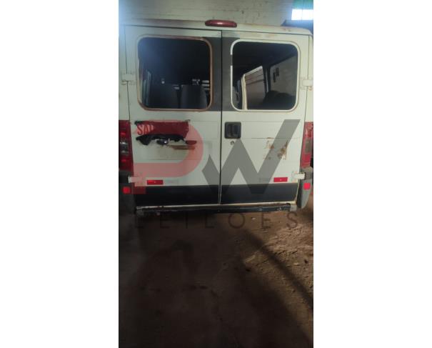 Foto de MICROONIBUS CITROEN/JUMPER M33M 23S, BRANCA, 2013/2014, DIESEL, CHASSI: 935ZBWMMBE2128352, RENAVAM: 00597082227, NO ESTADO EM QUE SE ENCONTRA.