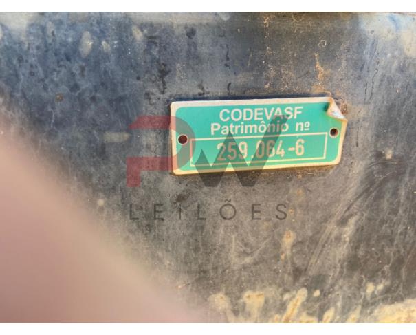 Foto de CARRETA DE TRATOR MARCA V-MAQ. NO ESTADO EM QUE SE ENCONTRA.