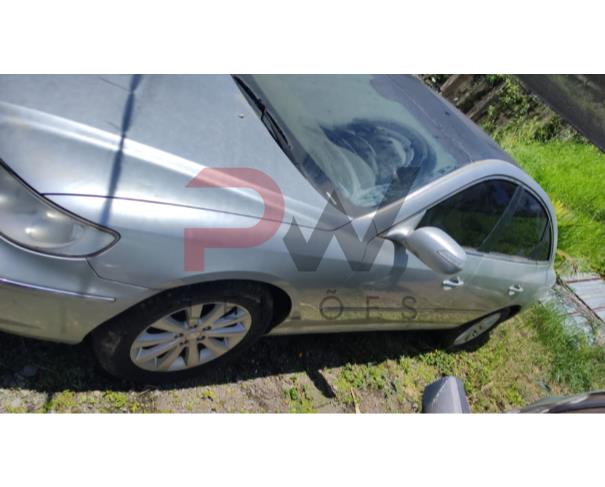 Foto de  PASSAGEIRO / I / HYUNDAI AZERA 3.3 V6 / Placa: HKR3305 / UF: MG / Município: Alvinópolis / Ano fabricação: 2008 / Ano modelo: 2008 / Cor: PRATA / Chassi: KMHFC41DP9A382374 / Motor: G6DB8A212500 / RENAVAM: 00142268933