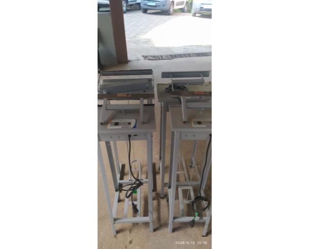 Foto de LOTE CONTENDO BENS DIVERSOS, COMO MOBILIÁRIOS, MATERIAIS HOSPITALARES, ENTRE OUTROS, NO ESTADO EM QUE SE ENCONTRA.