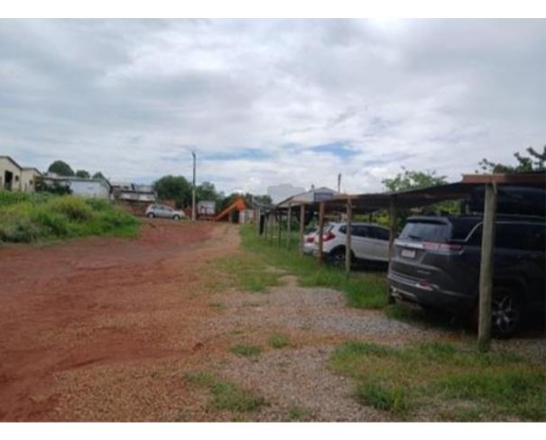 Foto de Lote nº 37, Quadra nº 06, situado na Rua Araxá, no loteamento denominado Distrito Industrial, Araxá/MG, com área de 1.721,00m² , matriculado sob nº 19.558 no Registro de Imóveis de Araxá.