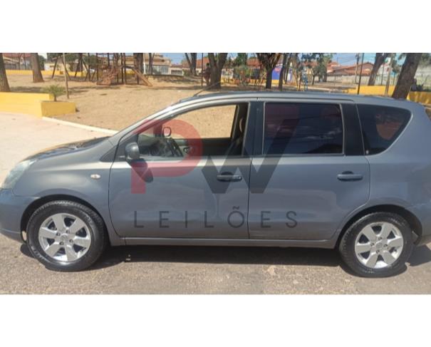 Foto de PASSAGEIRO / AUTOMOVEL NISSAN/LIVINA 18SL, 2009/2010, CINZA, ALC/GASOL, PLACA EGW-6I42, CHASSI: 94DTBAL10AJ233028, RENAVAM: 00147330718, NO ESTADO EM QUE SE ENCONTRA.
