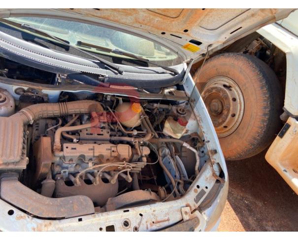 Foto de PAS/AUTOMOVEL CHEVROLET/CLASSIC LS, ALCOOL/GASOLINA, ANO/MOD 2012/2012, COR BRANCA, NO ESTADO EM QUE SE ENCONTRA.