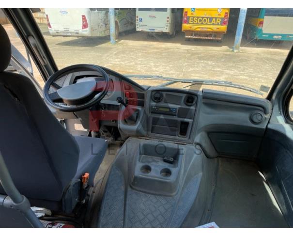 Foto de PASSAGEIRO / MICROONIBUS MARCOPOLO/VOLARE V5HD EM, DIESEL, 2010/2011, PLACA HLF-4103, CHASSI: 93PB33D1SBC034871, RENAVAM: 00253221730, NO ESTADO EM QUE SE ENCONTRA.