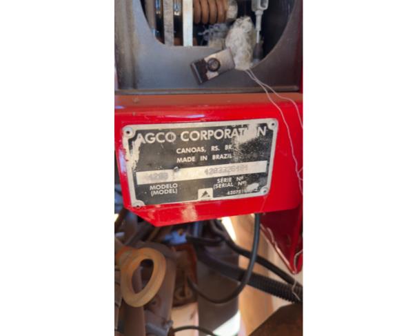 Foto de TRATOR MASSEY FERGUSON 4283, COR VERMELHA, ANO 2012, NO ESTADO EM QUE SE ENCONTRA.