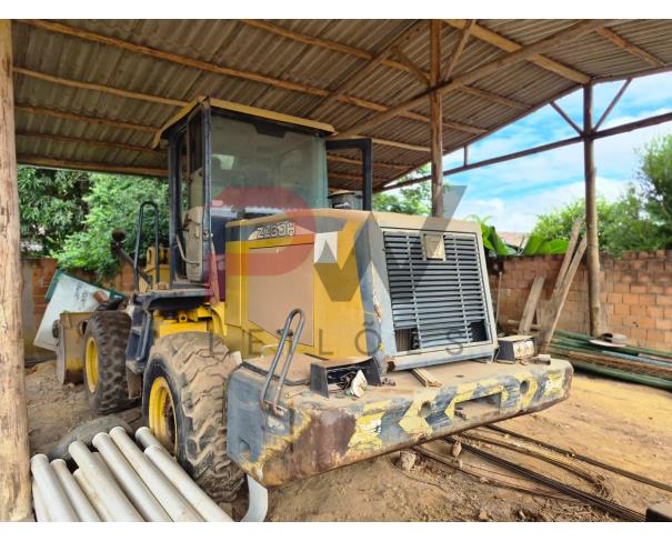 Foto de PÁ CARREGADEIRA XCMG, ZL 30H, 2014/2014, NO ESTADO EM QUE SE ENCONTRA.