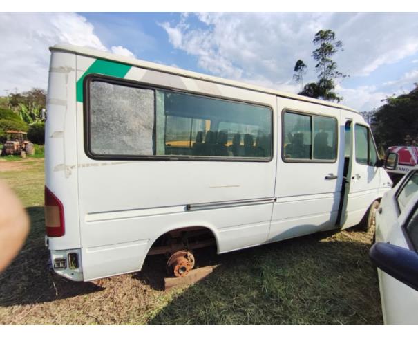 Foto de MICROONIBUS, I/M.BENZ313CDI SPRINTERM, 2006/2007, BRANCA, DIESEL, CHASSI: 8AC9036727A954759, RENAVAM: 00898754143, NO ESTADO EM QUE SE ENCONTRA.