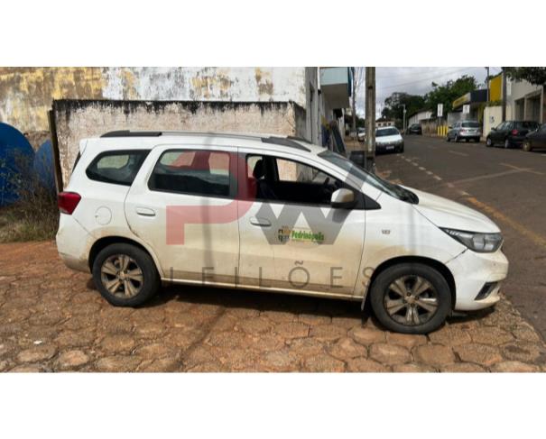 Foto de AUTOMOVEL, CHEV/SPIN 1.8L AT PREMIER, BRANCA, 2022/2023, ALCOOL/GASOLINA, CHASSI: 9BGJP7520PB185456, RENAVAM: 01329339581, NO ESTADO EM QUE SE ENCONTRA.