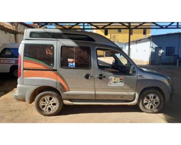 Foto de AUTOMOVEL FIAT/DOBLO ADV 1.8 FLEX, 2010/2010, ALC/GASOL, CINZA, CHASSI: 9BD119405A1067706, RENAVAM: 00231735715, NO ESTADO EM QUE SE ENCONTRA. 
