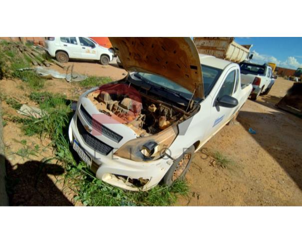 Foto de CAMIINHONETE CHEVROLET MONTANA LS,  2019/2020, ALC/GASL, BRANCA, CHASSI: 9BGCA8030LB156260, RENAVAM: 01229826952, NO ESTADO EM QUE SE ENCONTRA.