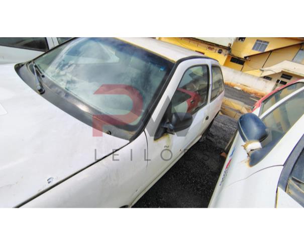 Foto de AUTOMOVEL VW/GOL 1.0 GIV, 2013/2014,BRANCA, ALCOOL/GASOLINA, CHASSI: ...48182,  NO ESTADO EM QUE SE ENCONTRA.