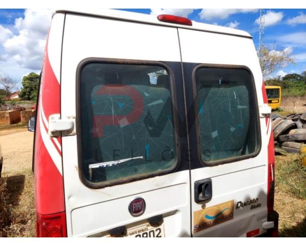 Foto de PASSAGEIRO/MICROONIBUS/FIAT DUCATO GREENCAR M01, 2014/2014, DIESEL, BRANCA, PLACA:PVC-9802, RENAVAM:01027764140, CHASSI:93W245H34E2138988, NO ESTADO EM QUE SE ENCONTRA.