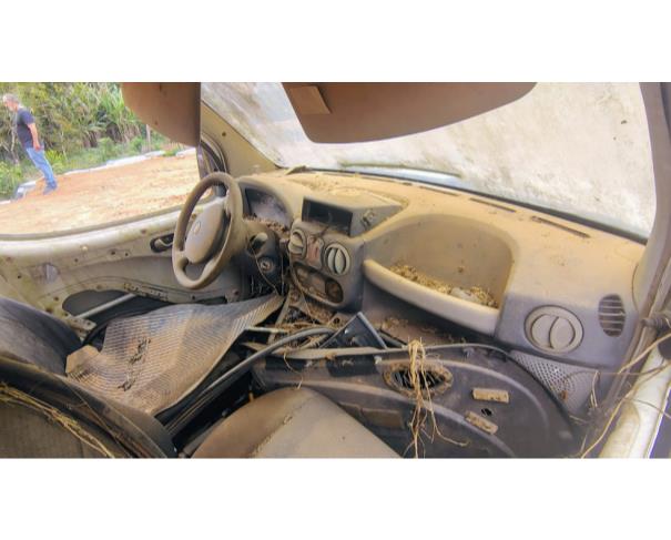 Foto de SUCATA SEM BAIXA - FIAT/DOBLO RONTAN AMB2, 2009/2009, ANTIGA PLACA HMH-6726, NO ESTADO EM QUE SE ENCONTRA.