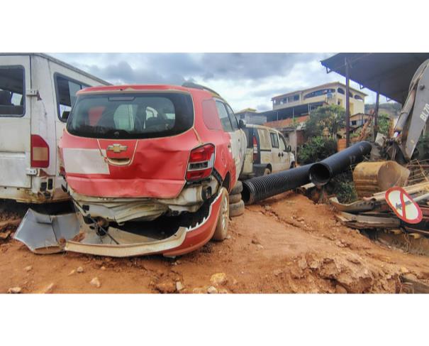 Foto de AUTOMOVEL CHEV/SPIN 1.8L MT LTZ, ALCOOL/GASOLINA, BRANCA, 2018/2018, CHASSI: 9BGJC7520JB233019, RENAVAM: 01156379323, NO ESTADO EM QUE SE ENCONTRA. 