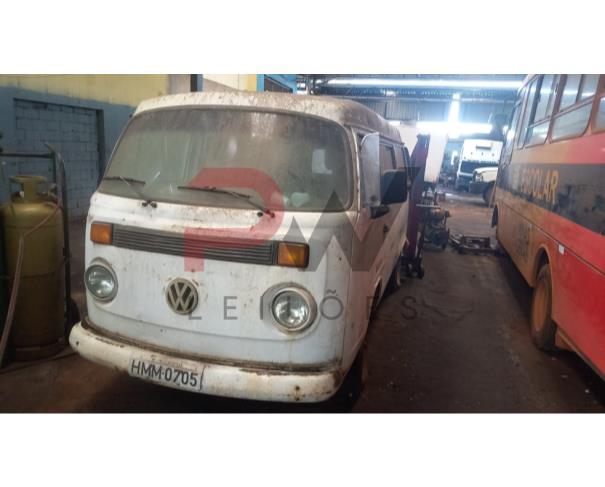 Foto de MISTO / CAMIONETA VW/KOMBI, 1997/1998, GASOL, BRANCA, PLACA HMM - 0705, RENAVAM: 00698536835, CHASSI: 9BWZZZ237VP047042. NO ESTADO EM QUE SE ENCONTRA. 