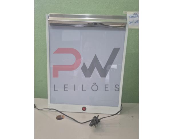 Foto de LOTE CONTENDO EQUIPAMENTOS ODONTOLÓGICOS E HOSPITALARES, TAIS COMO: MACAS, CADEIRA ODONTOLÓGICAS, RÉGUA ANTROPOMÉTRICA, ENTRE OUTROS, NO ESTADO EM QUE SE ENCONTRAM. 