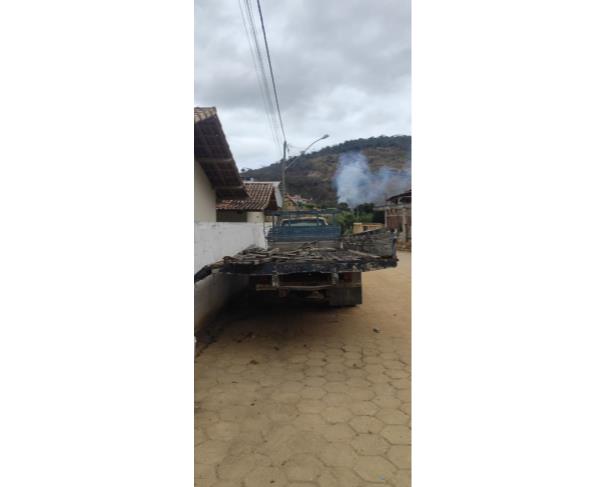 Foto de CAMINHÃO FORD/F12000 160, DIESEL, BRANCA, 2002/2002, CHASSI: 9BFXK82F52B076688, RENAVAM: 00786542101, NO ESTADO EM QUE SE ENCONTRA. 