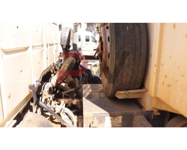Foto de CAMINHÃO MEC. OPERAC. CARGO 1717 E 11,89T 170CV (ERA TIPO COLETOR AGORA É CAÇAMBA) FAB FORD COR BRANCA PLACA HMH-0415 ANO FAB/MOD 2007/2007 COMBUSTÍVEL DIESEL CHASSI 9BFYCE6U66BB82617 RENAVAM 911994068, NO ESTADO EM QUE SE ENCONTRA. 