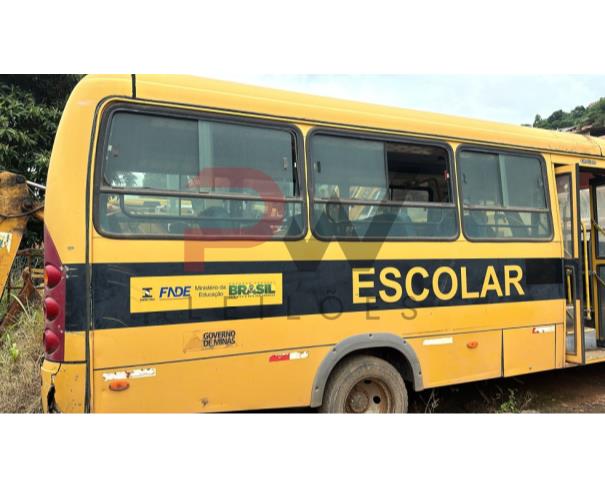 Foto de ONIBUS IVECO/CITYCLASS 70C17, DIESEL, AMARELA, 2013/2013, CHASSI: ...52765, NO ESTADO EM QUE SE ENCONTRA.