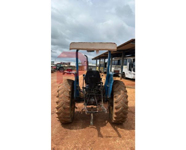 Foto de TRATOR FORD 3030, AZUL, ANO 1998, NO ESTADO EM QUE SE ENCONTRA.
