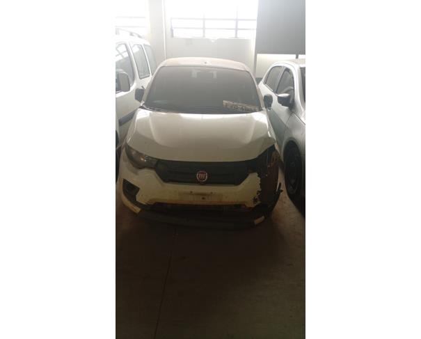 Foto de AUTOMOVEL, FIAT/MOBI EASY, BRANCA, 2016/2017, ALCOOL/GASOLINA, CHASSI: 9BD341A4NHB420895, RENAVAM: 01093238825, NO ESTADO EM QUE SE ENCONTRA.