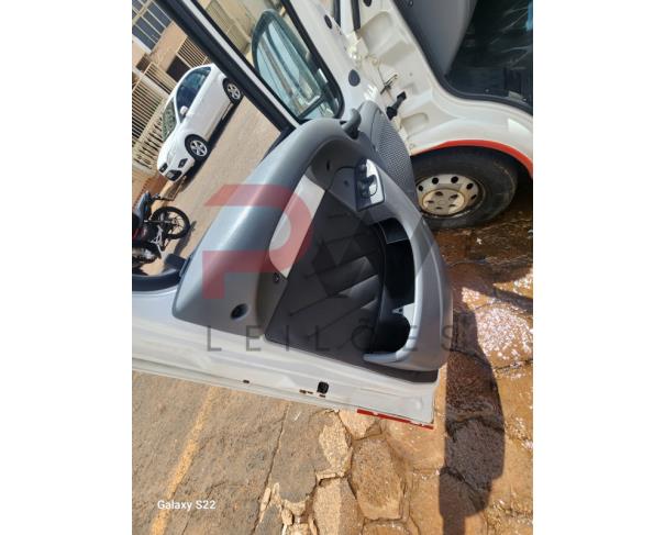 Foto de CAMINHONETE, FIAT/DUCATO MAXICARGO, BRANCA, 2016/2016, DIESEL, CHASSI: 93W245G3RG2159092, RENAVAM: 01157887217, NO ESTADO EM QUE SE ENCONTRA.