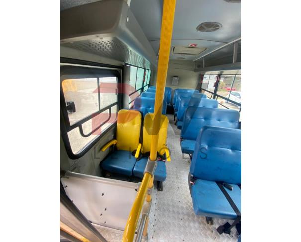 Foto de ONIBUS VW/NEOBUS MINI ESC, RENAVAM Nº 01194816263, CHASSI Nº 9532M52P5LR012077, ANO FABRICAÇÃO 2019, ANO MODELO 2020, COR AMARELA, DIESEL, 160 CV, VEÍCULO DE 30 PASSAGEIROS, NO ESTADO EM QUE SE ENCONTRA.