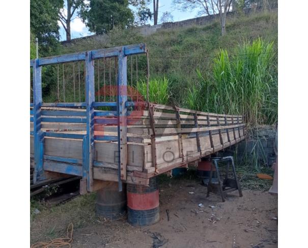 Foto de CARROCERIA EM MADEIRA PARA CAMINHÃO, MEDINDO 7,00 METROS DE COMPRIMENTO, APROXIMADAMENTE. USADA.