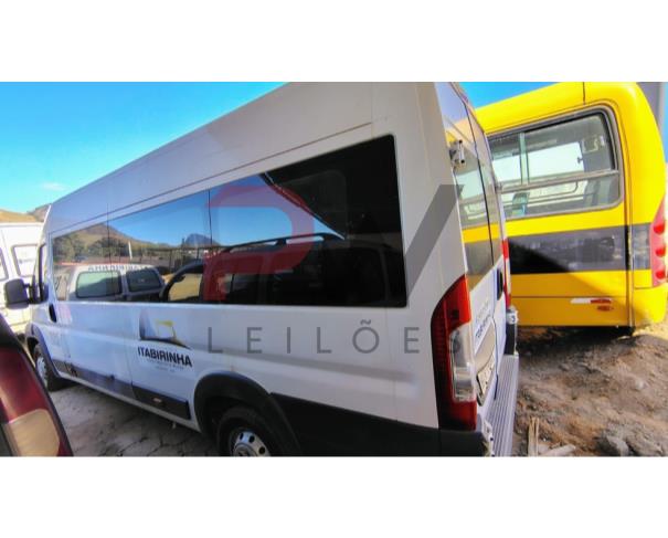 Foto de CAMINHAO I/FIAT DUCATO MAXIMULTI, 2018/2018, DIESEL, BRANCA, CHASSI: 3C6EFVFK0JE120620, RENAVAM: 01171024212, NO ESTADO EM QUE SE ENCONTRA.