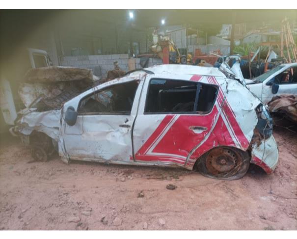 Foto de AUTOMOVEL RENAULT/SANDERO AUT1016V, ALCOOL/GASOLINA, BRANCA, 2014/2014, CHASSI: 93YBSR6RHEJ395333, RENAVAM: 01010384829, NO ESTADO EM QUE SE ENCONTRA.
