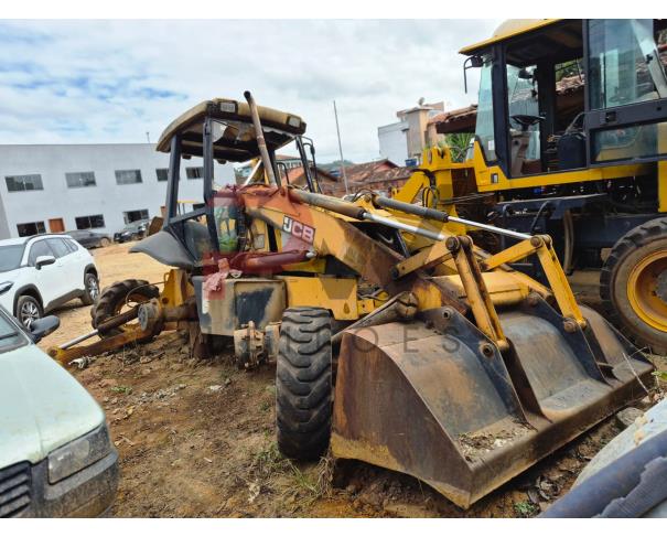 Foto de RETROESCAVADEIRA JCB SERIE 3C, 2014/2014, NO ESTADO EM QUE SE ENCONTRA.