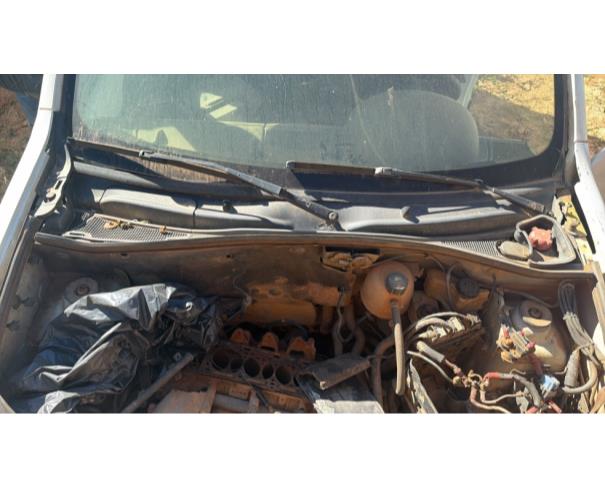 Foto de CAMIONETA I/RENAULT KGOO RONTANAMB, ALCOOL/GASOLINA, BRANCA, 2014/2015, CHASSI: 8A1FC1415FL237045, RENAVAM: 01008306247, NO ESTADO EM QUE SE ENCONTRA.
