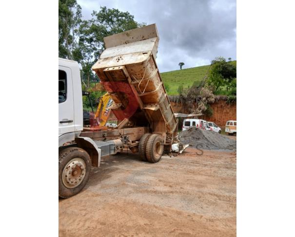 Foto de  CAMINHAO M.BENZ/ATEGO 1418, DIESEL, BRANCA, 2006/2006, CHASSI: 9BM9580346B477162, RENAVAM: 00882516280, NO ESTADO EM QUE SE ENCONTRA. 