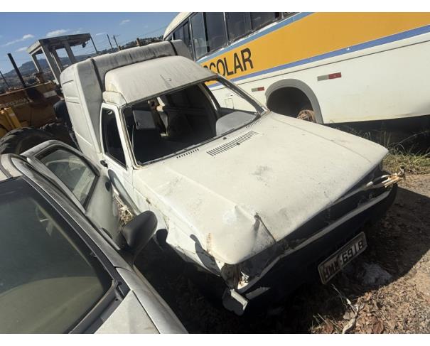 Foto de CAMINHONETE, FIAT/FIORINO IE, BRANCA, 2001/2001, GASOLINA, CHASSI: 9BD25504418705275, RENAVAM: 00764262890, NO ESTADO EM QUE SE ENCONTRA. Obs: Chassi corroído.