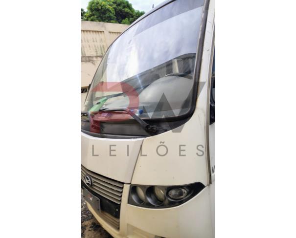 Foto de ONIBUS MARCOPOLO/VOLARE W8 ON, DIESEL, BRANCA, 2008/2009, CHASSI: ...28492, NO ESTADO EM QUE SE ENCONTRA.