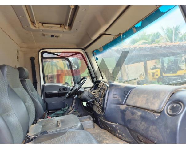 Foto de CAMINHÃO, FORD/CARGO 1319, BRANCA, 2015/2015, DIESEL, CHASSI: 9BFXEB1B5FBS82652, RENAVAM:01058376621 , NO ESTADO EM QUE SE ENCONTRA.