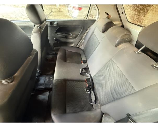 Foto de AUTOMOVEL  VW/GOL 1.0L MC4, ALCOOL/GASOLINA, BRANCA, 2018/2019, CHASSI: 9BWAG45U0KT090938, RENAVAM: 01177290038, NO ESTADO EM QUE SE ENCONTRA.