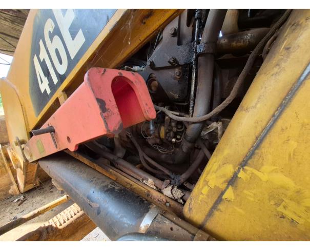 Foto de RETROESCAVADEIRA  CATERPILLAR , ANO: 2013, SÉRIE: G4D48847, NO ESTADO EM QUE SE ENCONTRA.