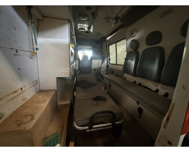 Foto de CAMINHONETE FIAT/DUCATO MARIMAR AMB, DIESEL, BRANCA, 2016/2016, CHASSI: 93W245G3RG2158975, RENAVAM: 01144385960, NO ESTADO EM QUE SE ENCONTRA.