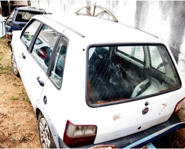 Foto de PAS/AUTOMOVEL FIAT/UNO MILLE WAY ECON, ALCOOL/GASOLINA, 2013/2013, PLACA: OQA-4794, RENAVAM: 00538392231, CHASSI: 9BD15844AD6838565, NO ESTADO EM QUE SE ENCONTRA