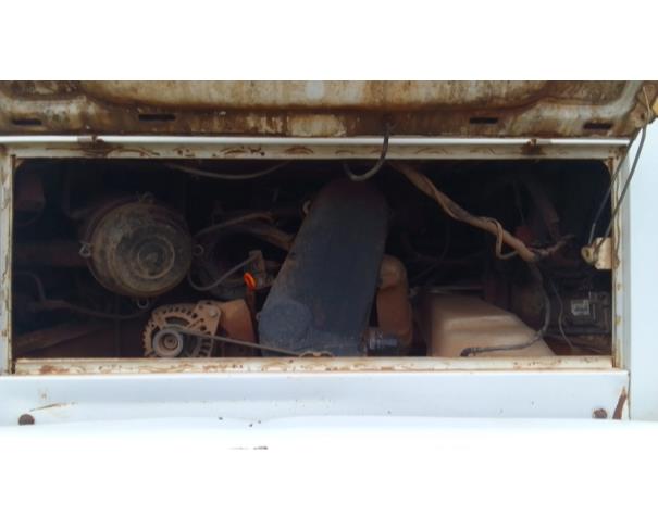 Foto de MICROONIB VW/KOMBI LOTACAO, ALCOOL/GASOLINA, BRANCA, 12 LUGARES, 2011/2012, CHASSI: 9BWMF07X1CP018639, RENAVAM: 00419517219, NO ESTADO EM QUE SE ENCONTRA.