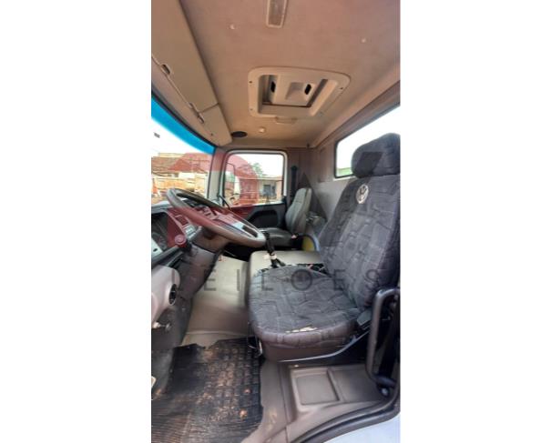 Foto de CAMINHAO, VW/26.280 CRM 6X4, BRANCA, 2013/2014, DIESEL, CHASSI: 95365826XER418107, RENAVAM: 0100178025, NO ESTADO EM QUE SE ENCONTRA.