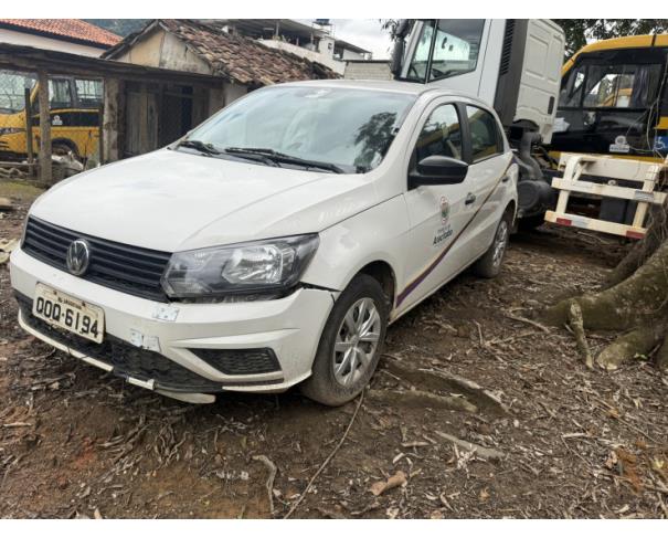 Foto de AUTOMOVEL  VW/GOL 1.0L MC4, ALCOOL/GASOLINA, BRANCA, 2018/2019, CHASSI: 9BWAG45U1KT008327, RENAVAM: 01157480877, NO ESTADO EM QUE SE ENCONTRA.