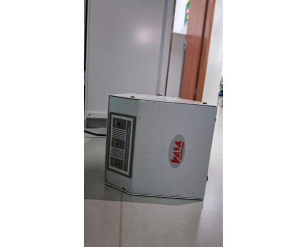 Foto de LOTE CONTENDO ITENS DIVERSOS, COMO MATERIAIS DE INFORMÁTICA, SUPORTES, ARMÁRIOS, ENTRE OUTROS, NO ESTADO EM QUE SE ENCONTRA.