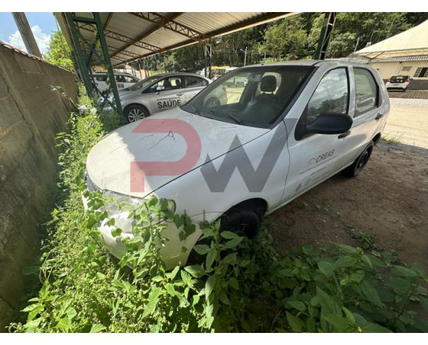Foto de FIAT/PALIO FIRE, ALCOOL/GASOLINA, BRANCA, 2014/2015, CHASSI: ...77060, NO ESTADO EM QUE SE ENCONTRA. 