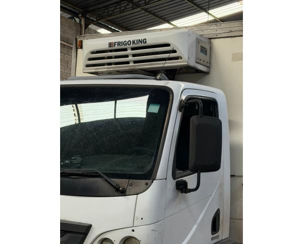 Foto de BAÚ REFRIGERADO FRIGOKING, COM 4,5 METROS, EQUIPADO COM COMPRESSOR, COR BRANCA, NO ESTADO EM QUE SE ENCONTRA.